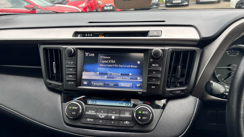 Toyota RAV4 2.0 D-4D Business Edition 5dr 2WD Diesel Estate